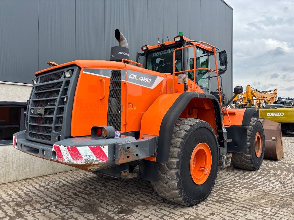 Doosan DL 450-5 - DL 420 - - اللودر بعجل: صور 5 Doosan DL 450-5 - DL 420 - - اللودر بعجل: صور 5