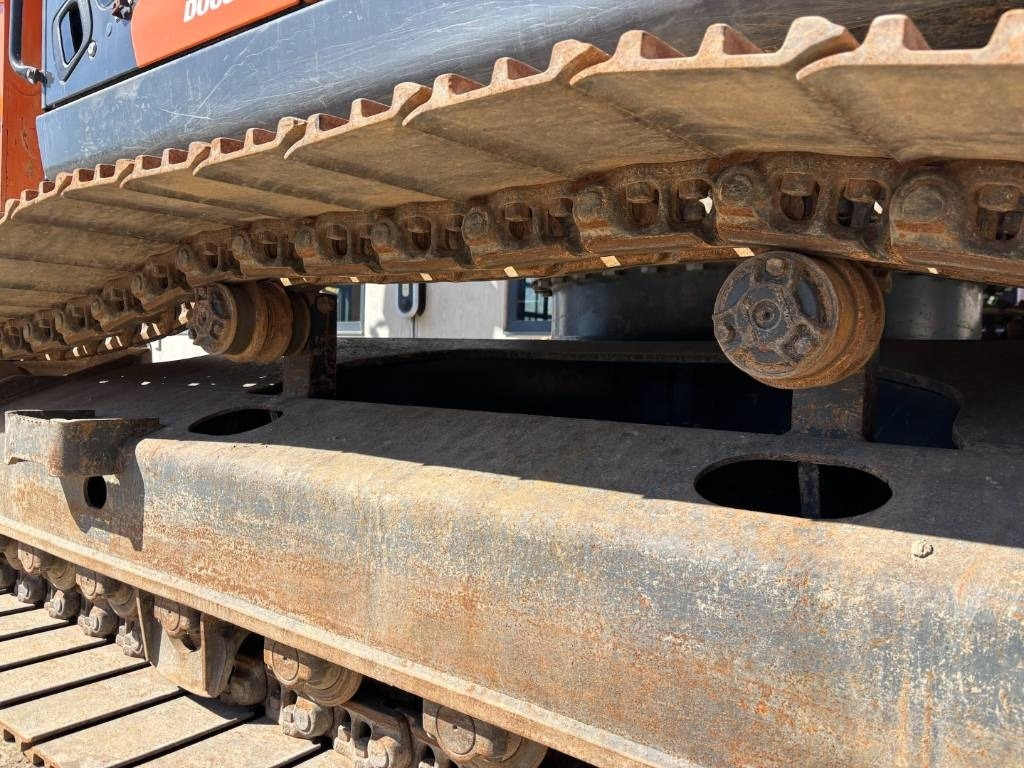 حفارات زحافة Doosan DX 255 LC-5 -- DX255LC -- DX 225: صور 36