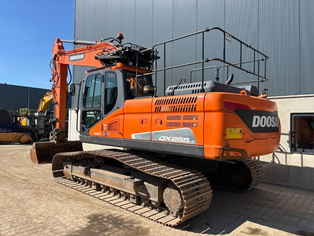 Doosan DX 255 LC-5 -- DX255LC -- DX 225 - حفارات زحافة: صور 3 Doosan DX 255 LC-5 -- DX255LC -- DX 225 - حفارات زحافة: صور 3