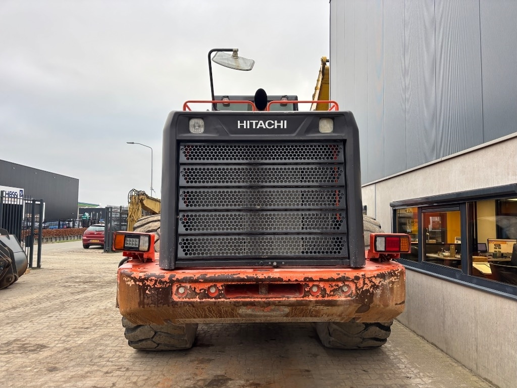 Hitachi ZW 370 - Kawasaki 95Z - ZW370 - ZW330 - اللودر بعجل: صور 4 Hitachi ZW 370 - Kawasaki 95Z - ZW370 - ZW330 - اللودر بعجل: صور 4