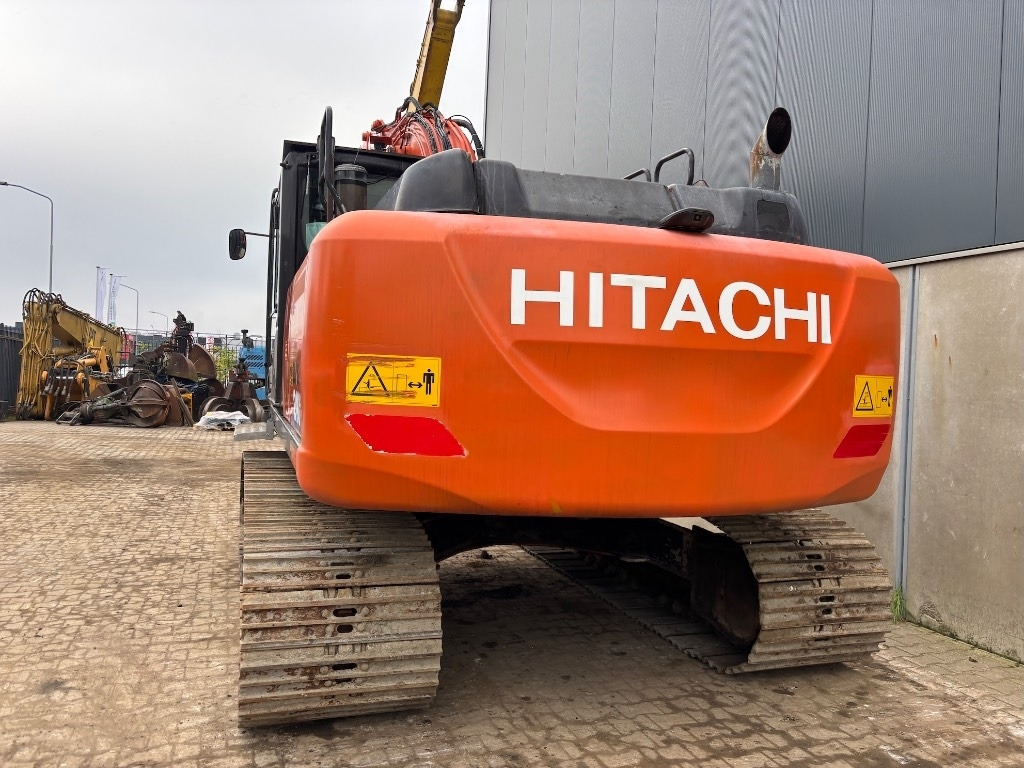 Hitachi ZX 210 LC-6 - ZX210LC - حفارات زحافة: صور 4 Hitachi ZX 210 LC-6 - ZX210LC - حفارات زحافة: صور 4
