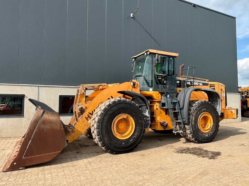 Hyundai HL 780-9 A - HL780 - HL 780 - اللودر بعجل: صور 1 Hyundai HL 780-9 A - HL780 - HL 780 - اللودر بعجل: صور 1