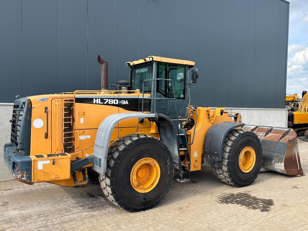 Hyundai HL 780-9 A - HL780 - HL 780 - اللودر بعجل: صور 5 Hyundai HL 780-9 A - HL780 - HL 780 - اللودر بعجل: صور 5