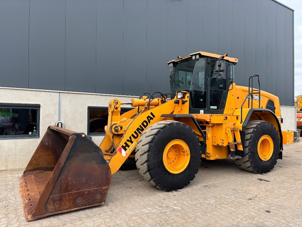 Hyundai HL 960 - 955 - اللودر بعجل: صور 1 Hyundai HL 960 - 955 - اللودر بعجل: صور 1
