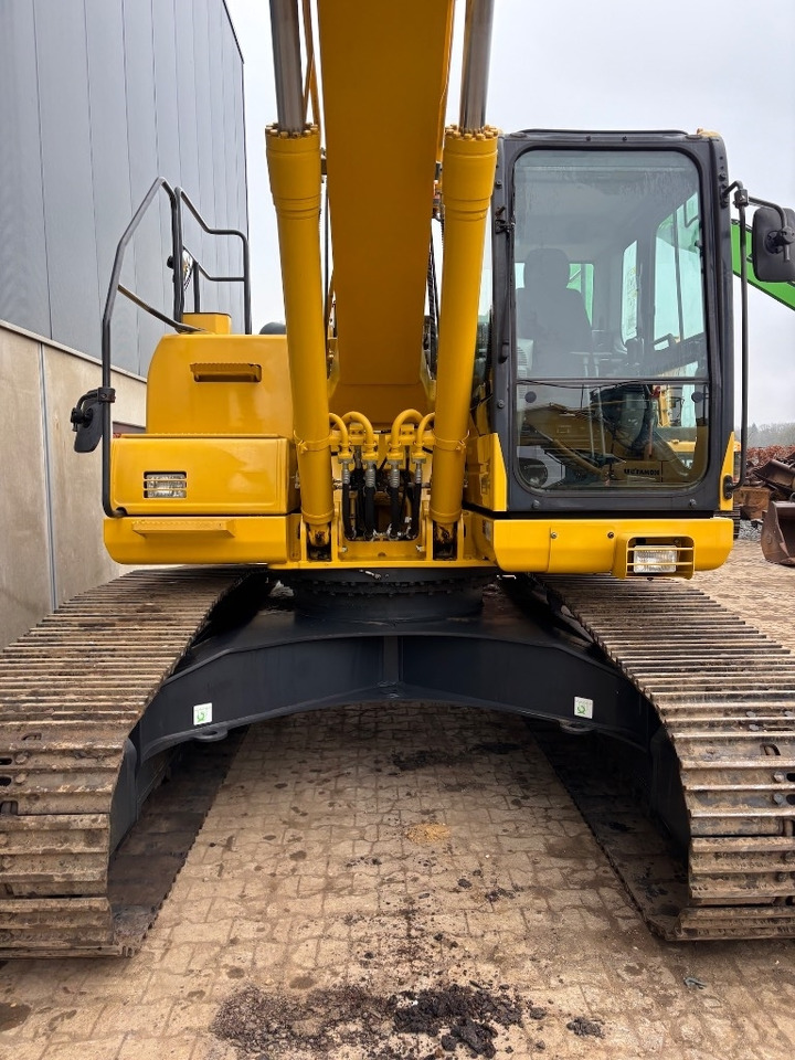 Komatsu PC 210 LC-10 - LIKE NEW - PC210 - PC210LC-10 - حفارات زحافة: صور 5 Komatsu PC 210 LC-10 - LIKE NEW - PC210 - PC210LC-10 - حفارات زحافة: صور 5