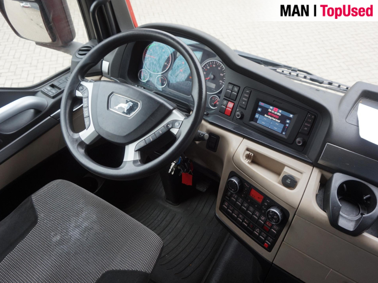 MAN TGX 18.420 4X2 BLS / ADR EXIII / PTO / Euro6 - شاحنة جرار: صور 4 MAN TGX 18.420 4X2 BLS / ADR EXIII / PTO / Euro6 - شاحنة جرار: صور 4