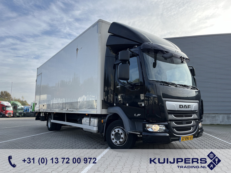 DAF LF 180 FA Euro 6 / 12 Ton / 400 dkm / Box / Laadklep - بصندوق مغلق شاحنة: صور 1 DAF LF 180 FA Euro 6 / 12 Ton / 400 dkm / Box / Laadklep - بصندوق مغلق شاحنة: صور 1