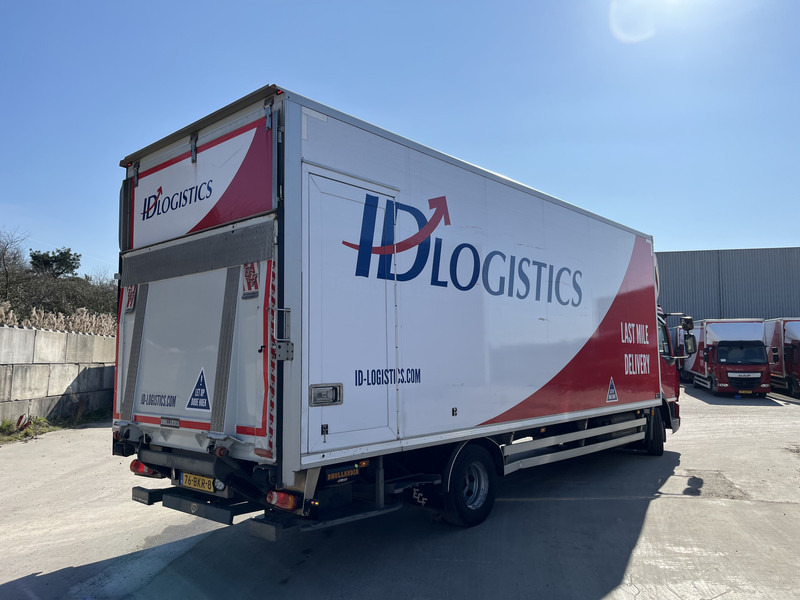 DAF LF 210 FA / 12 Ton / 354 dkm / Box / Laadklep / NL Truck - بصندوق مغلق شاحنة: صور 2 DAF LF 210 FA / 12 Ton / 354 dkm / Box / Laadklep / NL Truck - بصندوق مغلق شاحنة: صور 2