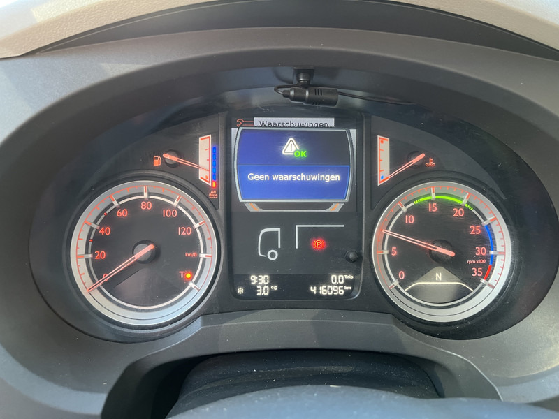 DAF LF 210 FA / 12 Ton / 416 dkm / Koffer / LBW / NL LKW - بصندوق مغلق شاحنة: صور 4 DAF LF 210 FA / 12 Ton / 416 dkm / Koffer / LBW / NL LKW - بصندوق مغلق شاحنة: صور 4