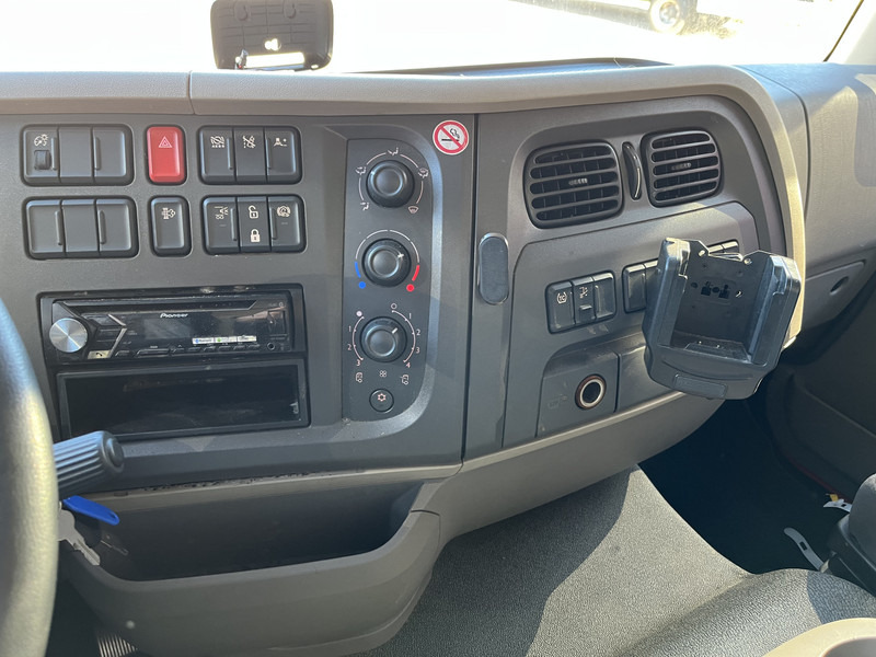 DAF LF 210 FA / 12 Ton / 416 dkm / Koffer / LBW / NL LKW - بصندوق مغلق شاحنة: صور 5 DAF LF 210 FA / 12 Ton / 416 dkm / Koffer / LBW / NL LKW - بصندوق مغلق شاحنة: صور 5