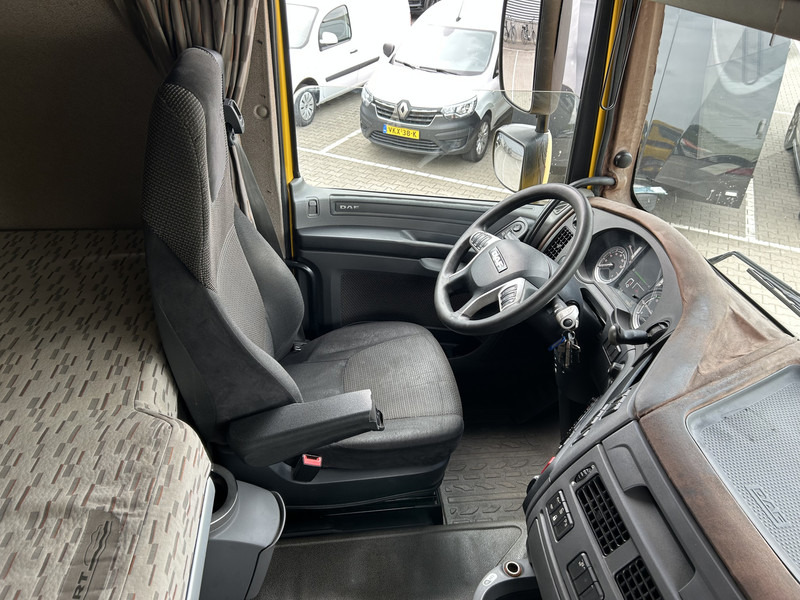 DAF XF 460 FT Space Cab / 838 dkm / New Tacho V2 / APK TUV 11-25 - شاحنة جرار: صور 3 DAF XF 460 FT Space Cab / 838 dkm / New Tacho V2 / APK TUV 11-25 - شاحنة جرار: صور 3