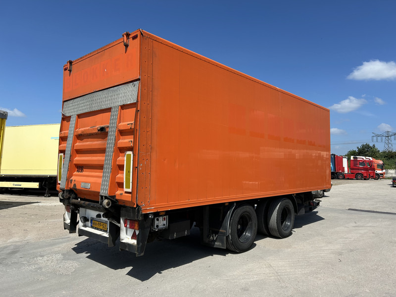 Floor FLMA-18 / Wipkar - Anhanger - Trailer / Alu Box / Loadlift / APK TUV 08-25 - بصندوق مغلق مقطورة: صور 2 Floor FLMA-18 / Wipkar - Anhanger - Trailer / Alu Box / Loadlift / APK TUV 08-25 - بصندوق مغلق مقطورة: صور 2