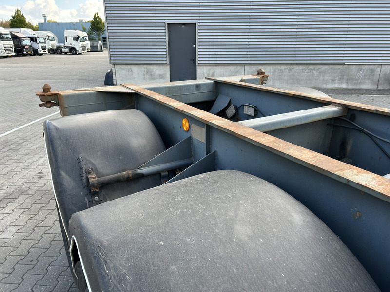 Fruehauf ED 24 / 2 as Blad - Spring / Container 20 FT / Classic / Oldtimer - شاحنات الحاويات / جسم علوي قابل للتغيير نصف مقطورة: صور 4 Fruehauf ED 24 / 2 as Blad - Spring / Container 20 FT / Classic / Oldtimer - شاحنات الحاويات / جسم علوي قابل للتغيير نصف مقطورة: صور 4