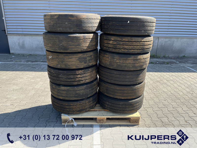 Goodyear 235 / 75 / R17,5 / 12x Band incl velg 10 gats / Banden 3 - الإطارات والجنوط: صور 1 Goodyear 235 / 75 / R17,5 / 12x Band incl velg 10 gats / Banden 3 - الإطارات والجنوط: صور 1