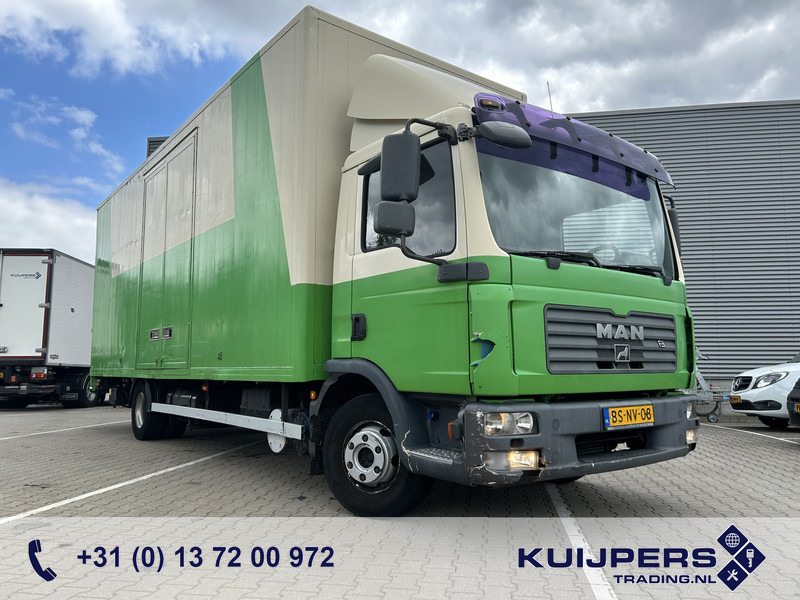 MAN TGL 12.180 E4 / Manual / 12 Ton / 605 dkm / Box / Loadlift / APK TUV 04-26 - بصندوق مغلق شاحنة: صور 1 MAN TGL 12.180 E4 / Manual / 12 Ton / 605 dkm / Box / Loadlift / APK TUV 04-26 - بصندوق مغلق شاحنة: صور 1