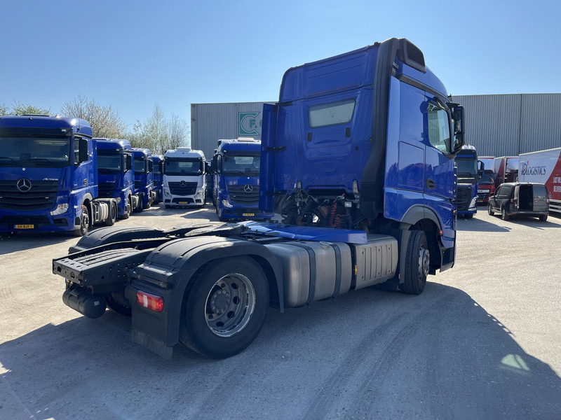 Mercedes-Benz Actros 1842 Streamspace / 937 dkm / 2 Tanks / NL Truck - شاحنة جرار: صور 2 Mercedes-Benz Actros 1842 Streamspace / 937 dkm / 2 Tanks / NL Truck - شاحنة جرار: صور 2