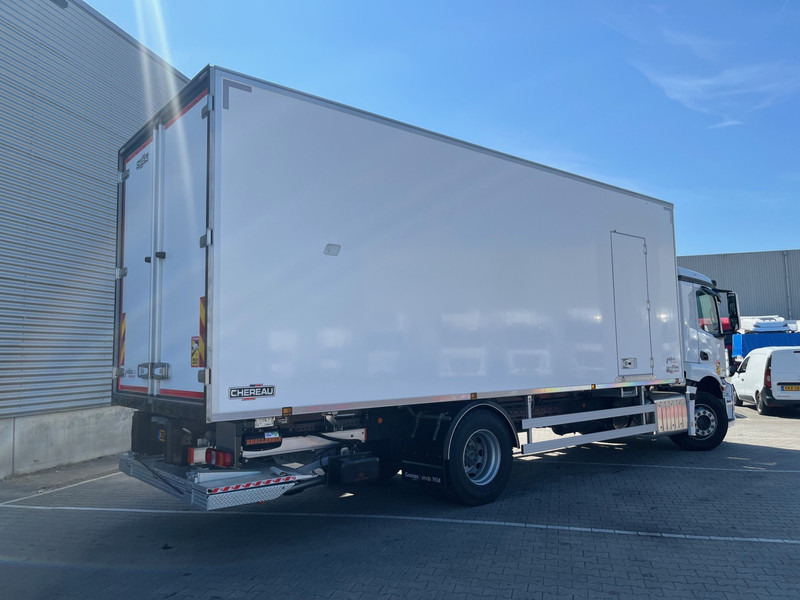 Mercedes-Benz Actros 2124 MULTITEMP / Carrier Koeler / Alleen Te Huur -> 013-7200971 - مبردة شاحنة: صور 5 Mercedes-Benz Actros 2124 MULTITEMP / Carrier Koeler / Alleen Te Huur -> 013-7200971 - مبردة شاحنة: صور 5