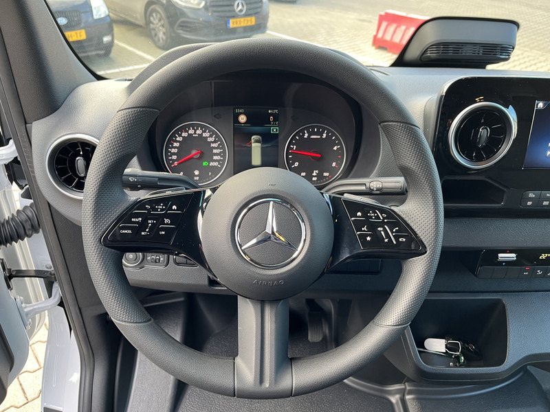 Mercedes-Benz Sprinter 317 1.9 CDI Select HD / Koel voorbereiding / L2 H2 - الشاحنات الصغيرة المبردة: صور 4 Mercedes-Benz Sprinter 317 1.9 CDI Select HD / Koel voorbereiding / L2 H2 - الشاحنات الصغيرة المبردة: صور 4