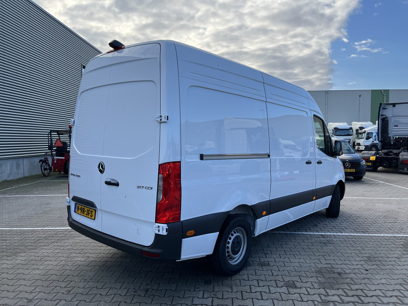 Mercedes-Benz Sprinter 317 1.9 CDI Select HD / Koel voorbereiding / L2 H2 - الشاحنات الصغيرة المبردة: صور 2 Mercedes-Benz Sprinter 317 1.9 CDI Select HD / Koel voorbereiding / L2 H2 - الشاحنات الصغيرة المبردة: صور 2