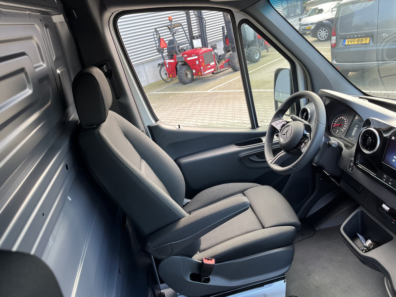 Mercedes-Benz Sprinter 317 1.9 CDI Select HD / Koel voorbereiding / L2 H2 - الشاحنات الصغيرة المبردة: صور 3 Mercedes-Benz Sprinter 317 1.9 CDI Select HD / Koel voorbereiding / L2 H2 - الشاحنات الصغيرة المبردة: صور 3