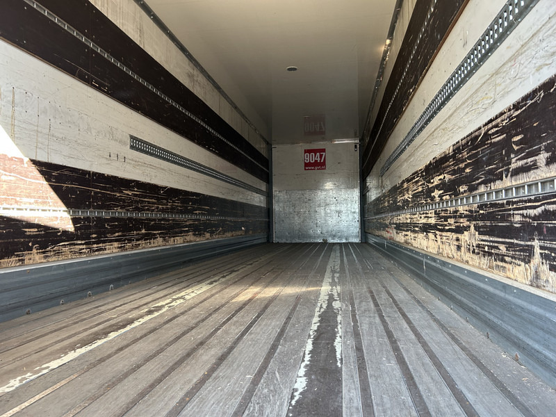 Renders ROC 12.10 City / Box / Loadlift 2000 kg / NL Trailer - بصندوق مغلق نصف مقطورة: صور 3 Renders ROC 12.10 City / Box / Loadlift 2000 kg / NL Trailer - بصندوق مغلق نصف مقطورة: صور 3