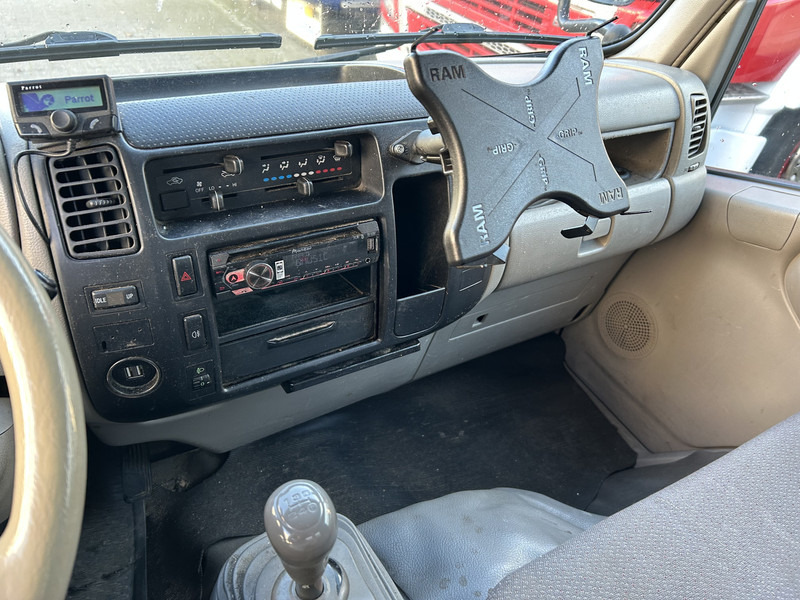 Toyota Dyna 100 3.0 D-4D / Kipper - Tipper / Blad - Bald / APK TUV 07-26 - قلاب صغير: صور 5 Toyota Dyna 100 3.0 D-4D / Kipper - Tipper / Blad - Bald / APK TUV 07-26 - قلاب صغير: صور 5