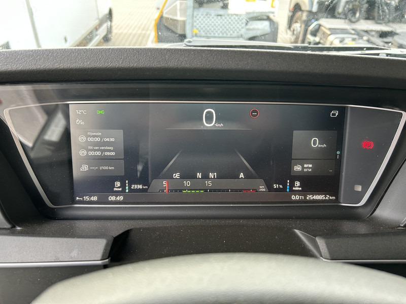 Volvo FH 500 Globetrotter XL / VEB+ / 2 Tanks / New Tacho V2 / APK TUV 07-26 - شاحنة جرار: صور 4 Volvo FH 500 Globetrotter XL / VEB+ / 2 Tanks / New Tacho V2 / APK TUV 07-26 - شاحنة جرار: صور 4