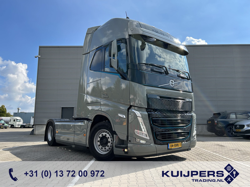 Volvo FH 500 Globetrotter XL / VEB+ / 2 Tanks / New Tacho V2 / APK TUV 07-26 - شاحنة جرار: صور 1 Volvo FH 500 Globetrotter XL / VEB+ / 2 Tanks / New Tacho V2 / APK TUV 07-26 - شاحنة جرار: صور 1