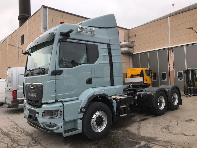MAN TGS 33.510 6X6H Skogsmaskinsdragare - شاحنة جرار: صور 2 MAN TGS 33.510 6X6H Skogsmaskinsdragare - شاحنة جرار: صور 2
