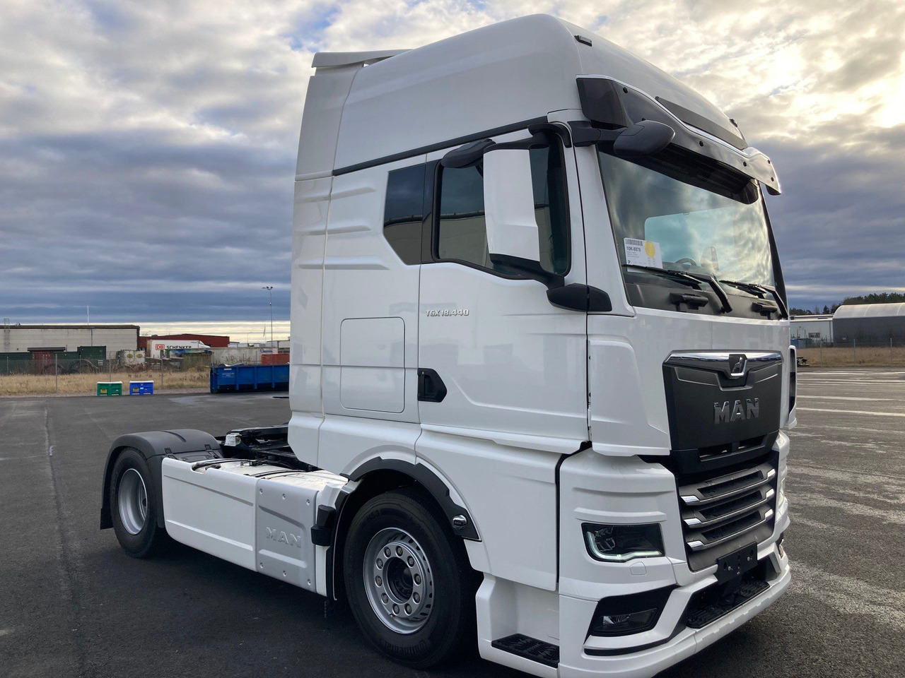 MAN TGX 18.440 4×2 Dragbil - شاحنة جرار: صور 2 MAN TGX 18.440 4×2 Dragbil - شاحنة جرار: صور 2