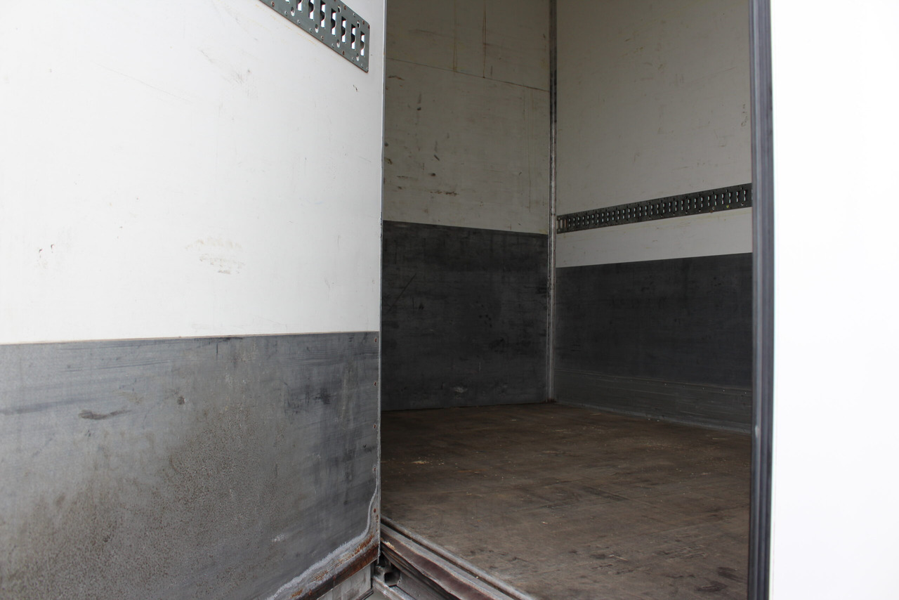 MAN TGX 26.480 6×2-4 Skåp/Fjärr - بصندوق مغلق شاحنة: صور 4 MAN TGX 26.480 6×2-4 Skåp/Fjärr - بصندوق مغلق شاحنة: صور 4