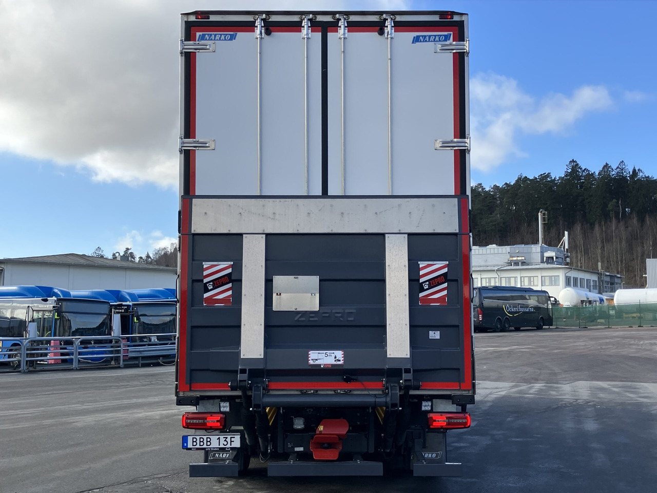 MAN TGX 26.520 6×2-4 fjärrbil Närko - بصندوق مغلق شاحنة: صور 5 MAN TGX 26.520 6×2-4 fjärrbil Närko - بصندوق مغلق شاحنة: صور 5