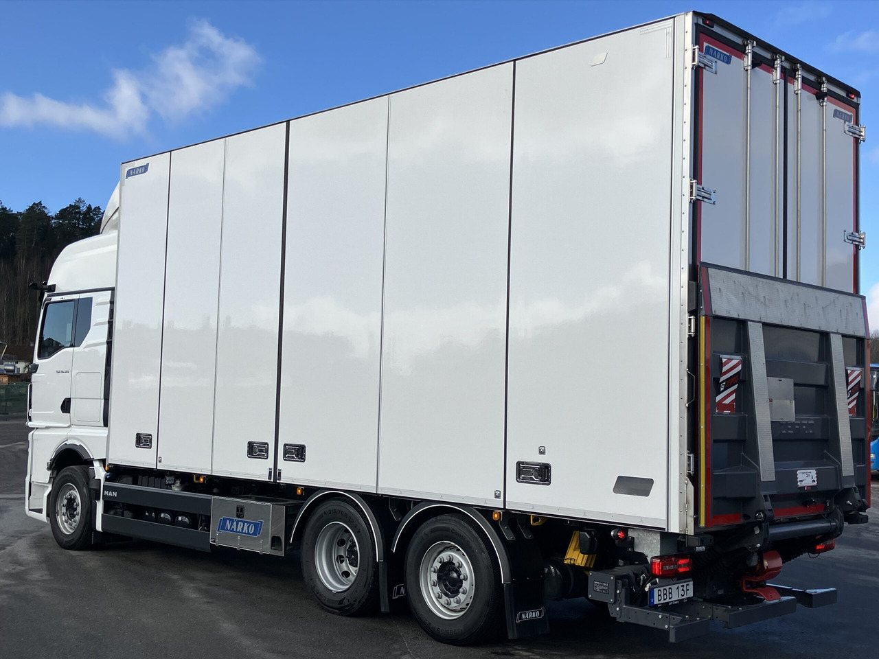 MAN TGX 26.520 6×2-4 fjärrbil Närko - بصندوق مغلق شاحنة: صور 4 MAN TGX 26.520 6×2-4 fjärrbil Närko - بصندوق مغلق شاحنة: صور 4