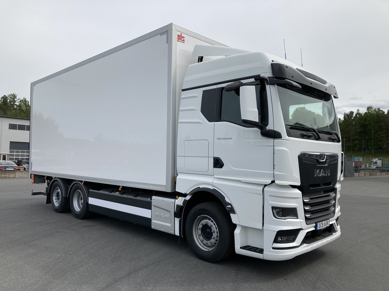 TGX 26.510 6×2-4 Fjärrbil Skåp PLS - نقل الشراب شاحنة: صور 1 TGX 26.510 6×2-4 Fjärrbil Skåp PLS - نقل الشراب شاحنة: صور 1