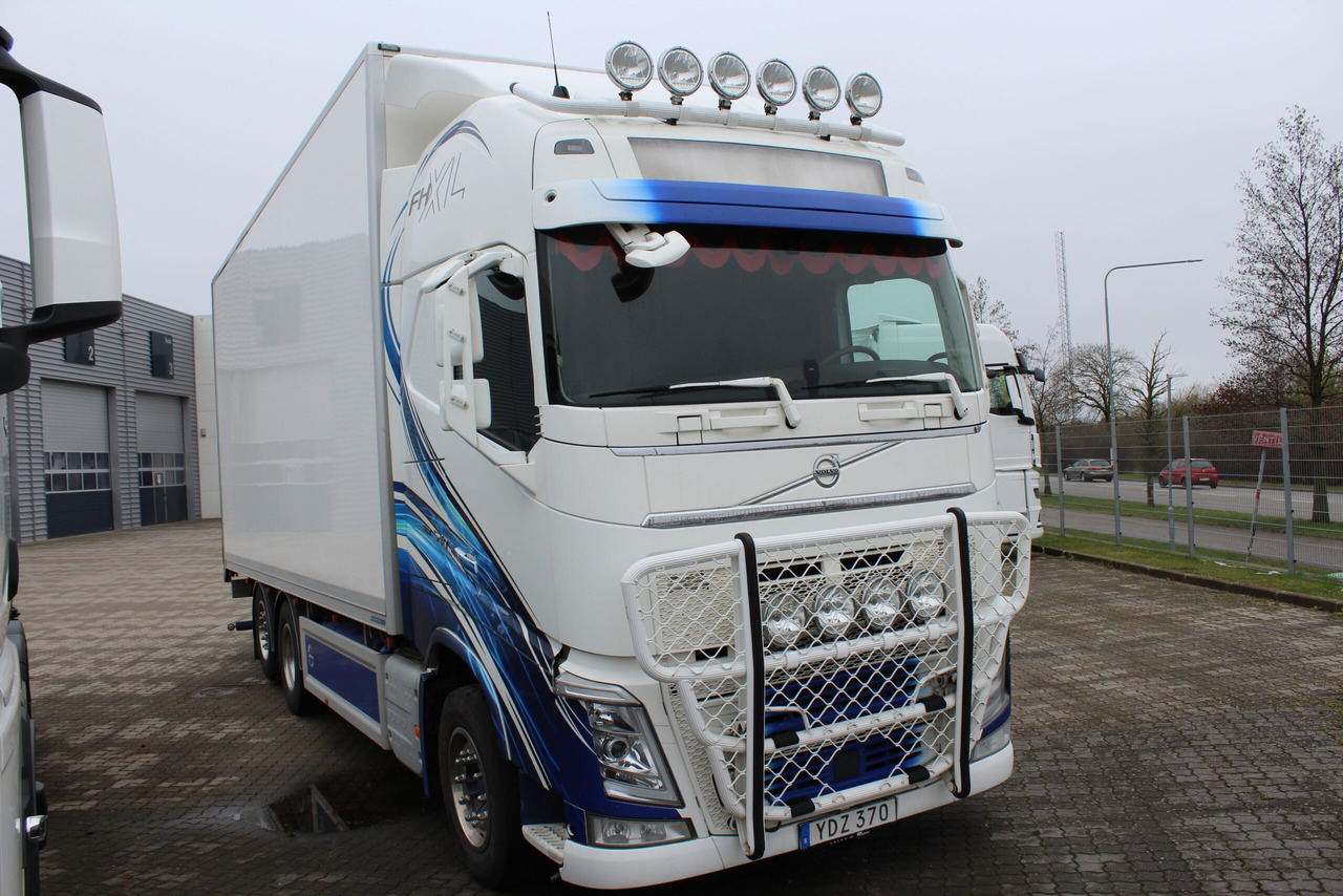 Volvo FH Fjärr - بصندوق مغلق شاحنة: صور 4 Volvo FH Fjärr - بصندوق مغلق شاحنة: صور 4