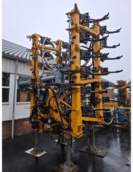 Bouwlandbemester HT8250 - نثر السماد: صور 1 Bouwlandbemester HT8250 - نثر السماد: صور 1