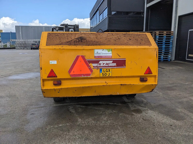 STH T1800 - كناسة المناطق الصناعية: صور 3 STH T1800 - كناسة المناطق الصناعية: صور 3