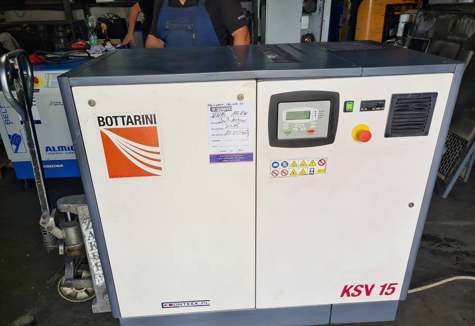 Kompresor śrubowy BOTTARINI KSV 15, 15 kw, 2015r - ضاغط الهواء: صور 1 Kompresor śrubowy BOTTARINI KSV 15, 15 kw, 2015r - ضاغط الهواء: صور 1