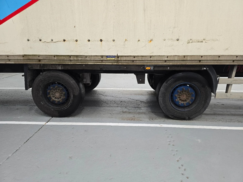 Trouillet SRD3 38G - بصندوق مغلق نصف مقطورة: صور 5 Trouillet SRD3 38G - بصندوق مغلق نصف مقطورة: صور 5