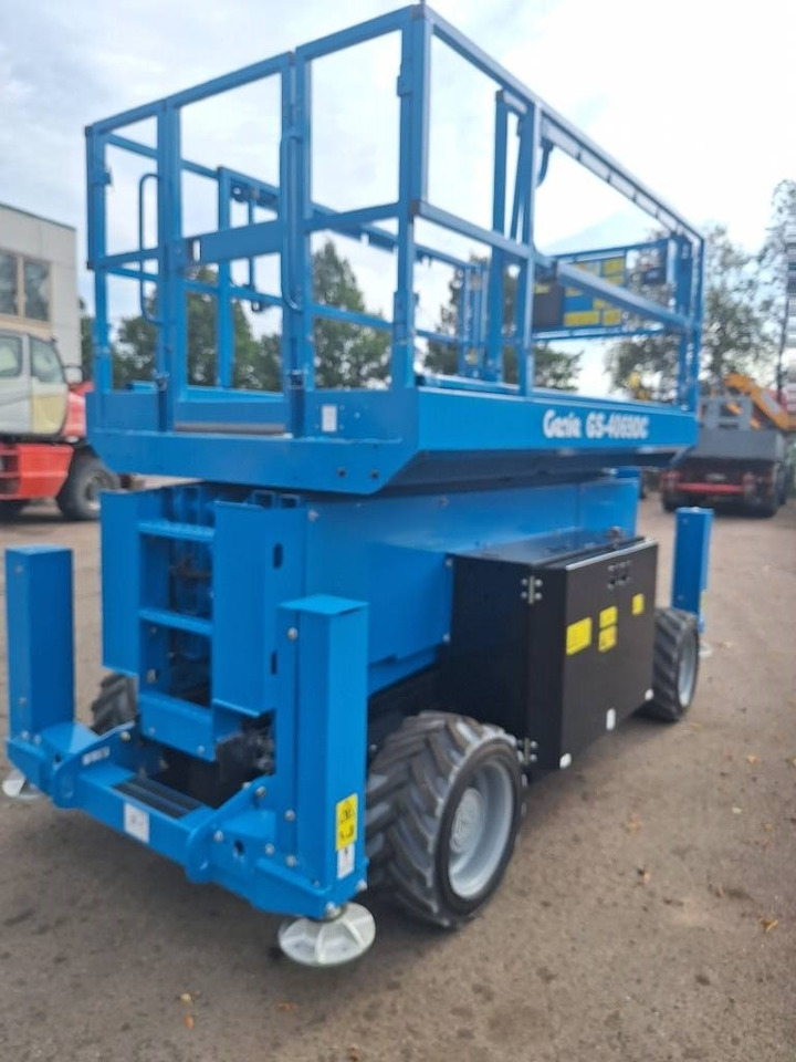 Genie GS-4069 DC - رافعات مقصية: صور 4 Genie GS-4069 DC - رافعات مقصية: صور 4