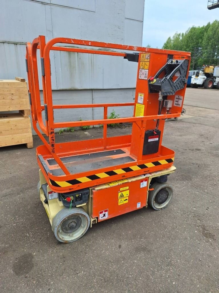 JLG 1230 ES uudet akut!! - رافعات مقصية: صور 2 JLG 1230 ES uudet akut!! - رافعات مقصية: صور 2