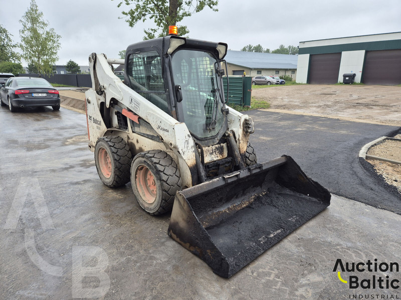 Bobcat S 530 - شيول صغير: صور 1 Bobcat S 530 - شيول صغير: صور 1