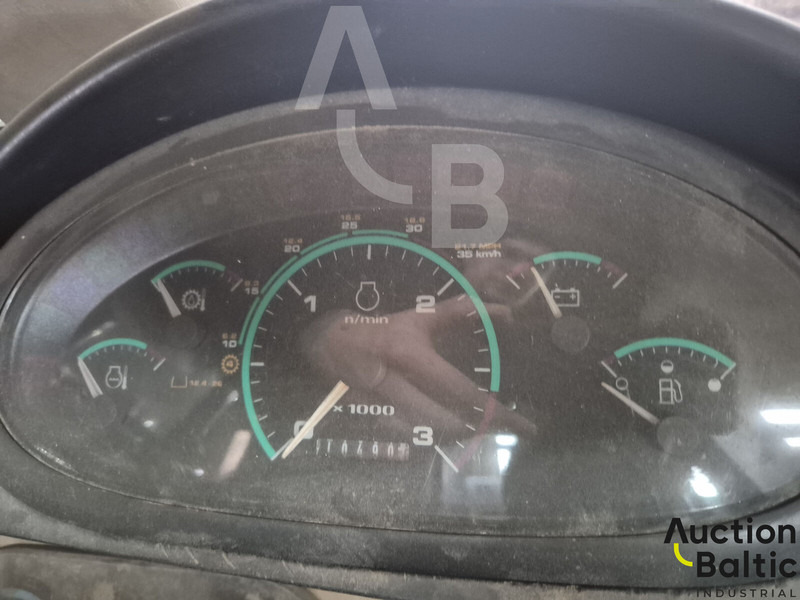 Case 695 SR-4 PS - حفار متعدد الاستخدام: صور 5 Case 695 SR-4 PS - حفار متعدد الاستخدام: صور 5