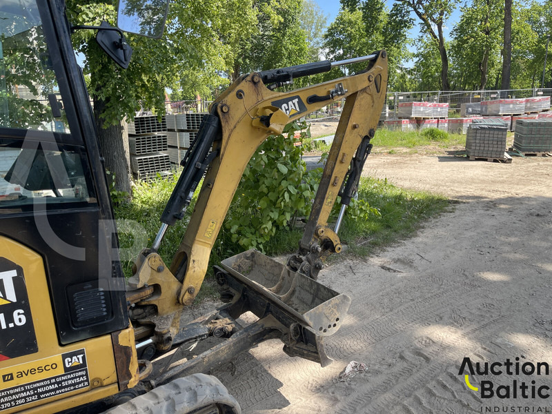 Caterpillar 301.6 - حفارة مصغرة: صور 5 Caterpillar 301.6 - حفارة مصغرة: صور 5