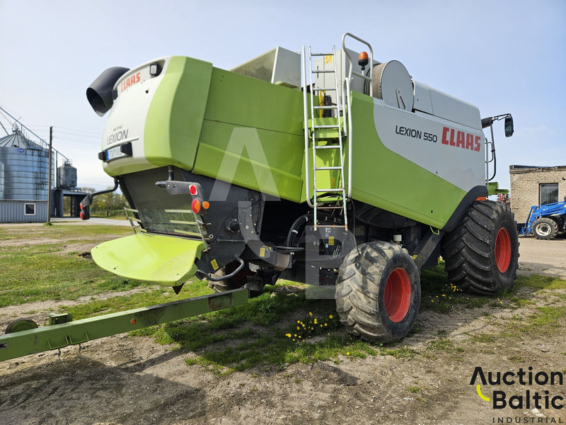 Claas Lexion 550 - حصادة شاملة: صور 5 Claas Lexion 550 - حصادة شاملة: صور 5
