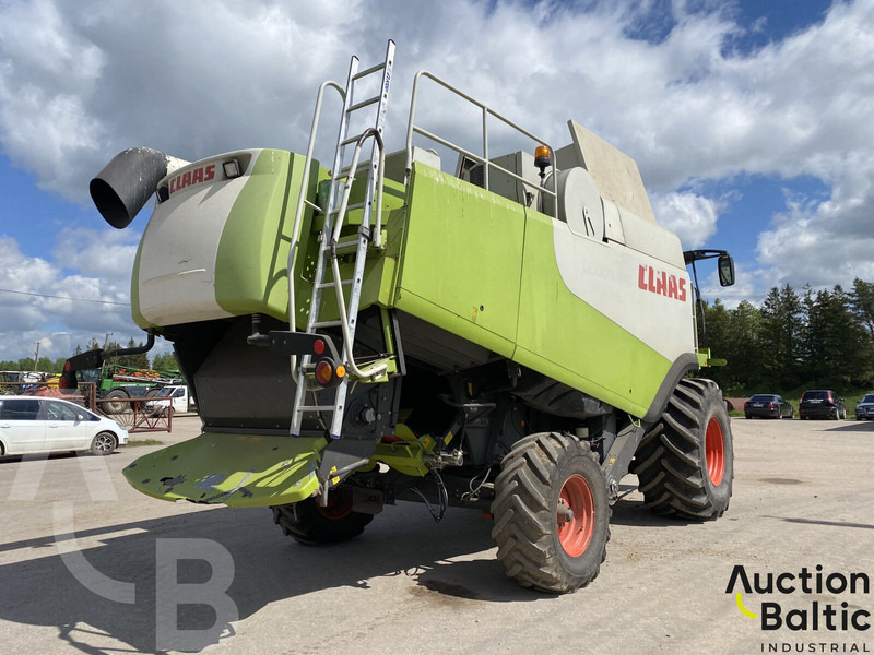 Claas Lexion 570 - حصادة شاملة: صور 4 Claas Lexion 570 - حصادة شاملة: صور 4