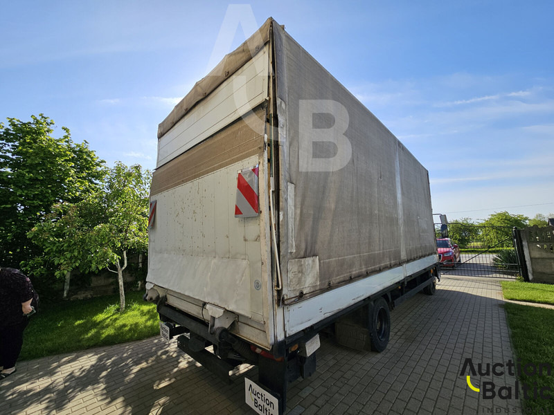 DAF 45.160 - شاحنة ستارة: صور 3 DAF 45.160 - شاحنة ستارة: صور 3