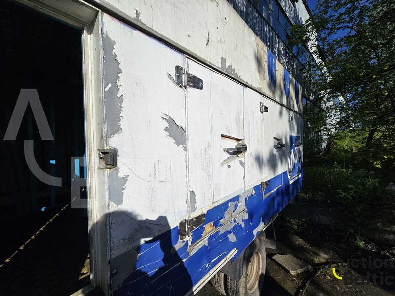 DAF V 400 - الشاحنات الصغيرة صندوق مغلق: صور 4 DAF V 400 - الشاحنات الصغيرة صندوق مغلق: صور 4
