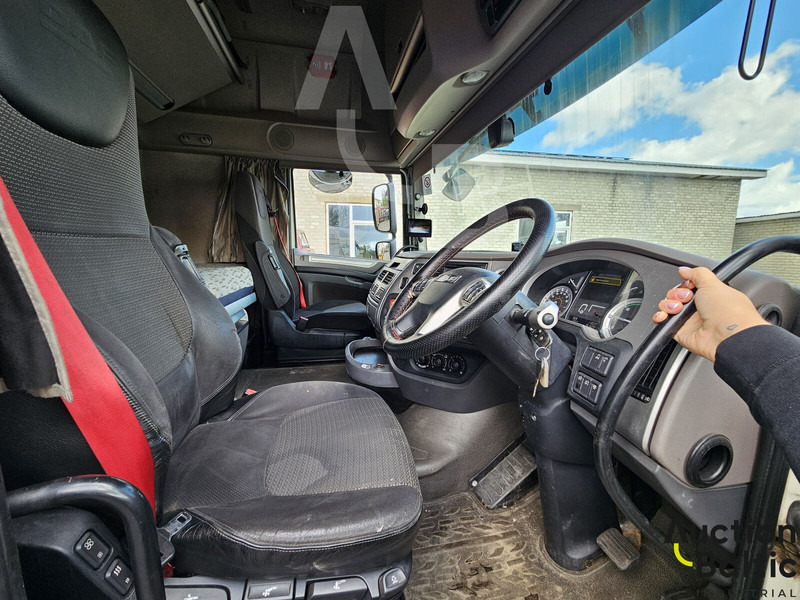 DAF XF460 - شاحنة جرار: صور 4 DAF XF460 - شاحنة جرار: صور 4