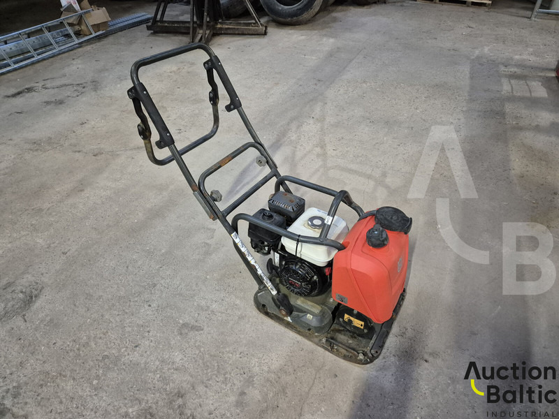 Husqvarna LF80 - صفائح اهتزازية: صور 2 Husqvarna LF80 - صفائح اهتزازية: صور 2